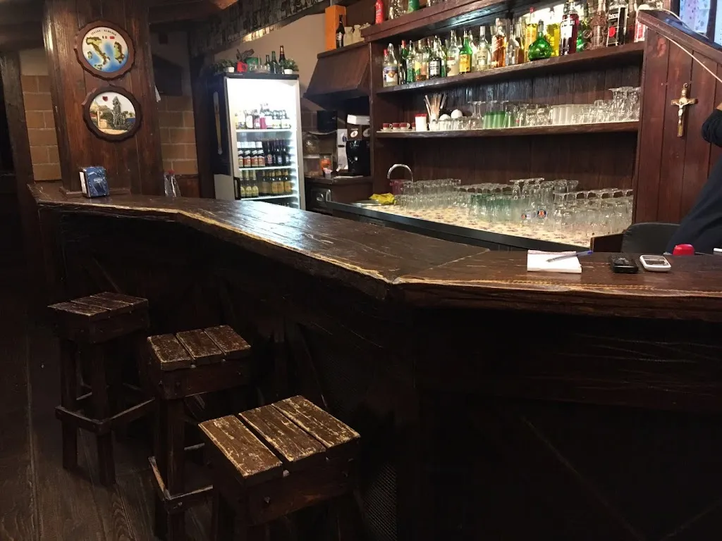 Joan - Pub e Pizzeria restaurant in Giorgilorio