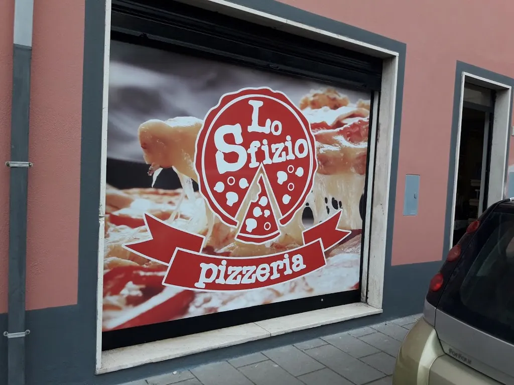 Pizzeria Lo Sfizio restaurant in San Nicolò d'Arcidano