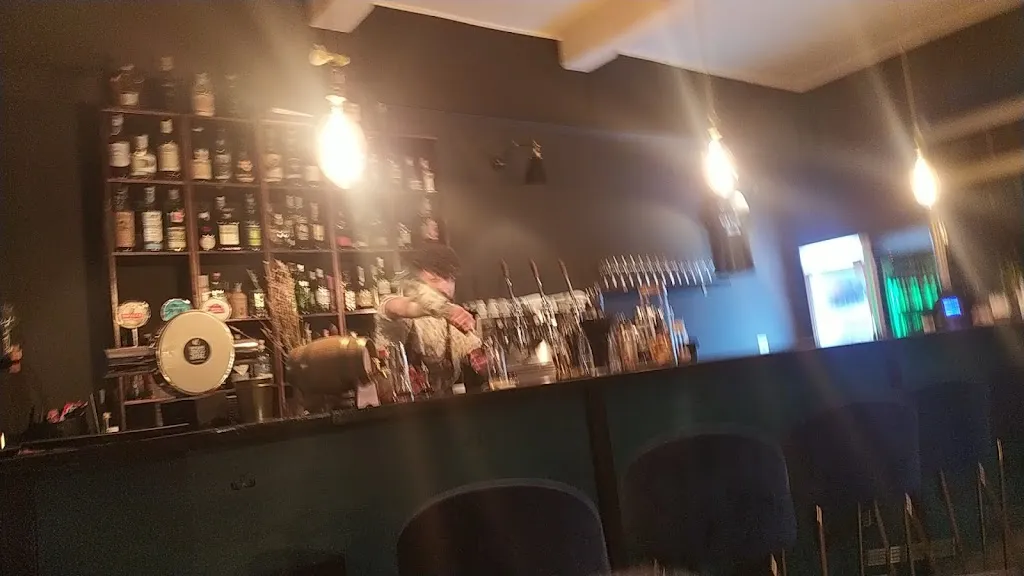 Gianluca Tusa_Quetzal cocktail bar_San Gavino Monreale_review