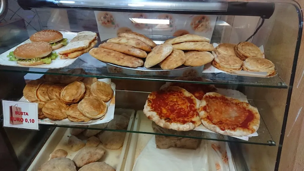 Pizzeria Alessia restaurant in San Gavino Monreale