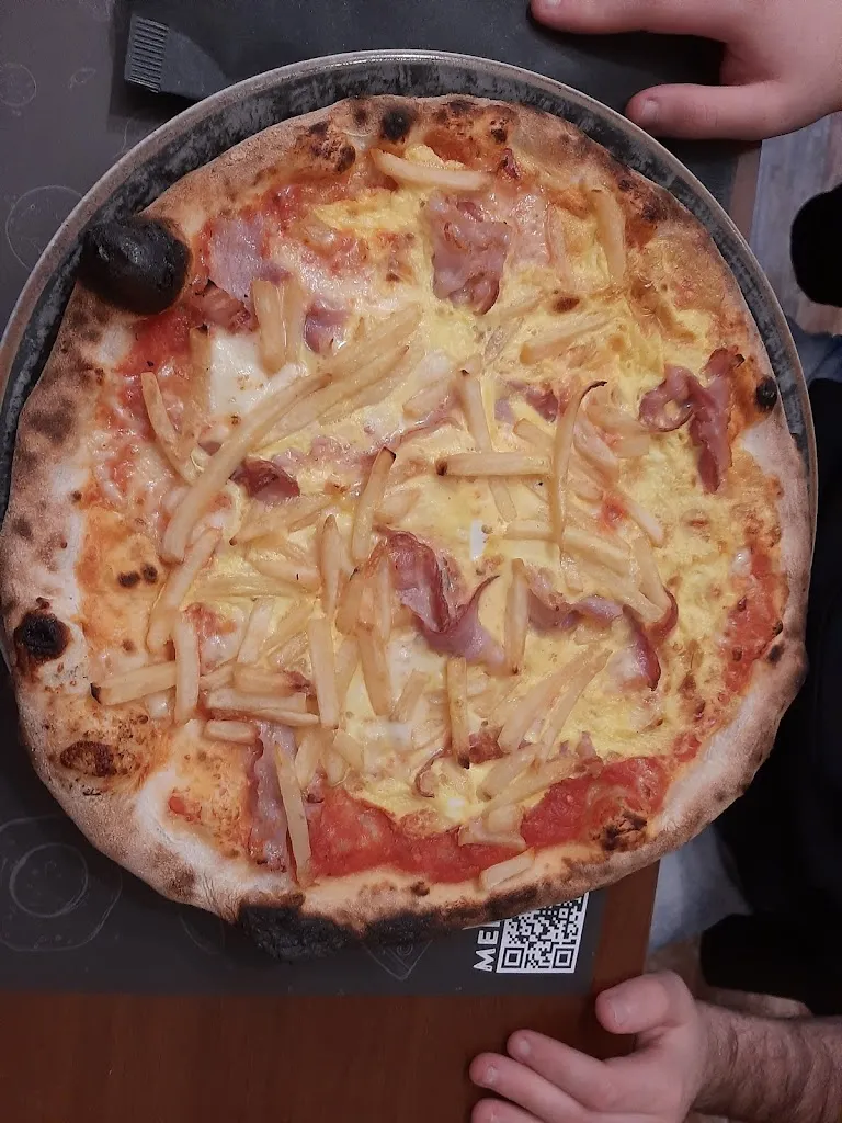 Alessandra Sinis_Pizzeria Mia_San Gavino Monreale_review