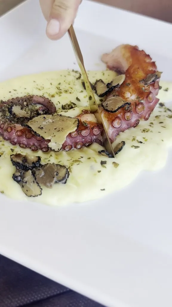 Lyndsey Merryman_Domus Restaurant Portotorres_Porto Torres_review