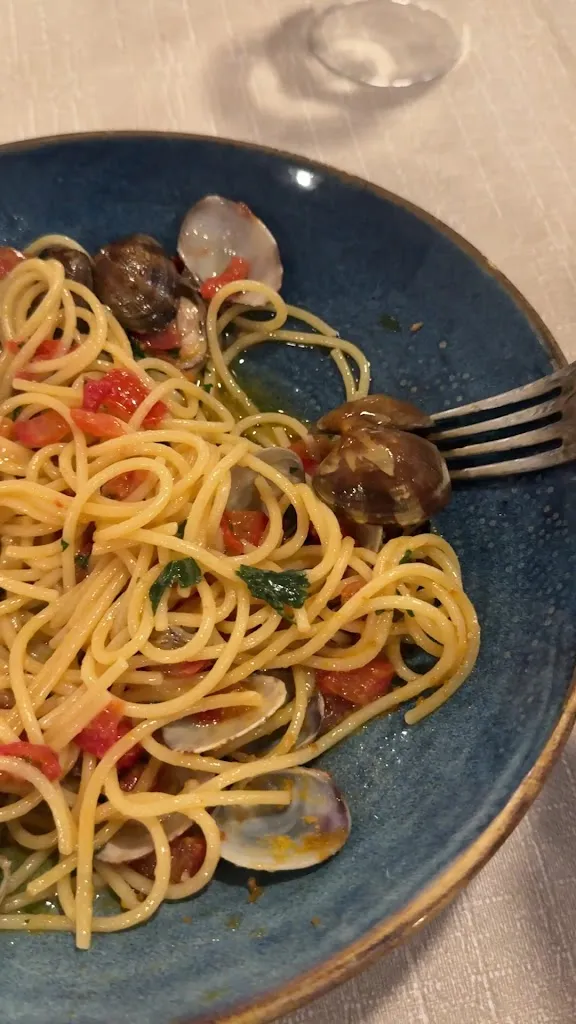 Ana Drobot_Pizzeria Piazza Garibaldi_Porto Torres_recensione