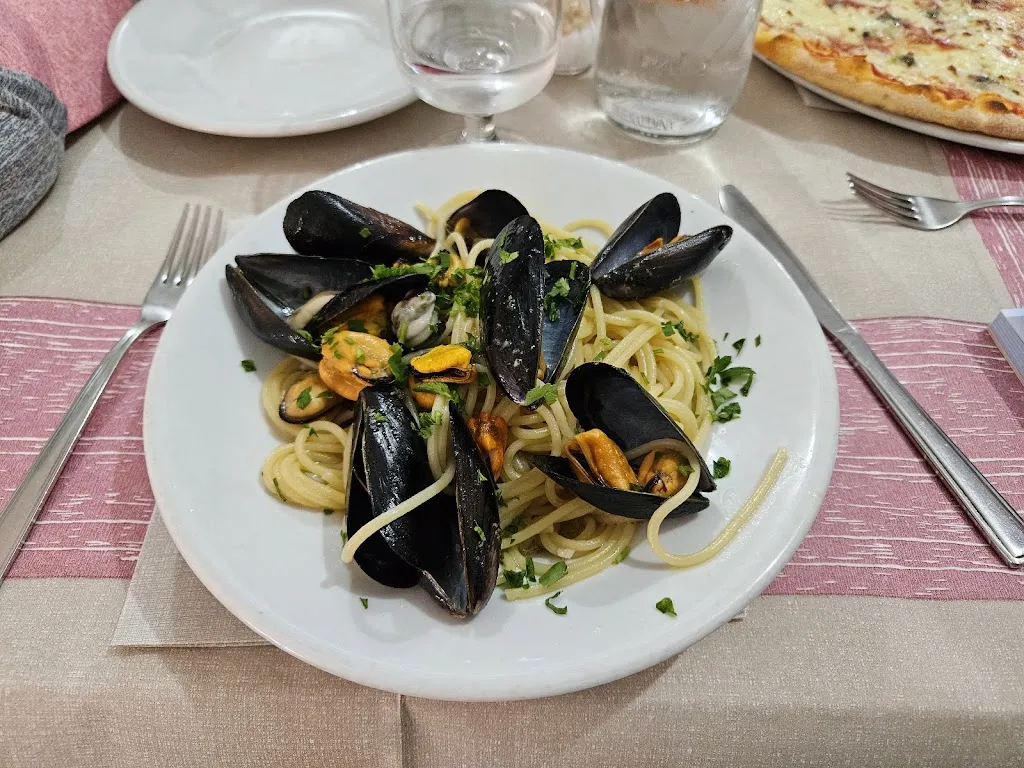 Filip_Trattoria La Tana_Porto Torres_review