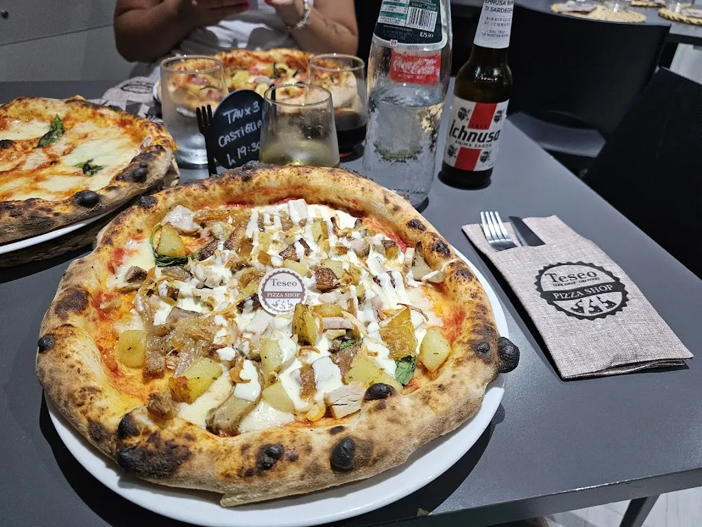 Pizzeria Teseo restaurant in Porto Torres