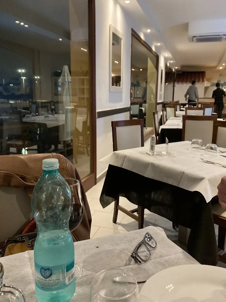 Dan R. Deneyer_Ristorante Pizzeria Braceria Le Paranze di Alessandro Usai_Porto Torres_review