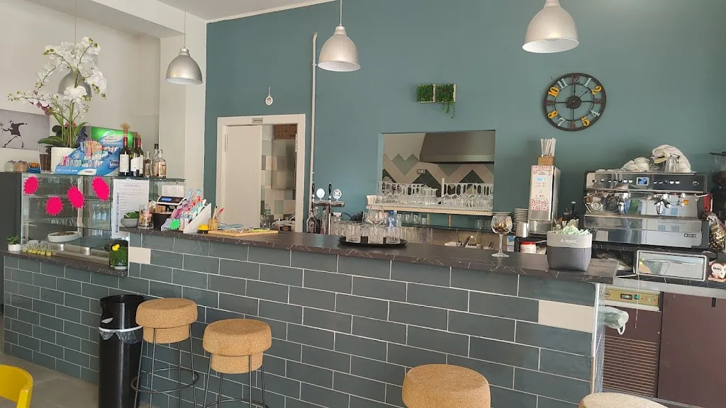 Euforia Bar restaurant in Porto Torres