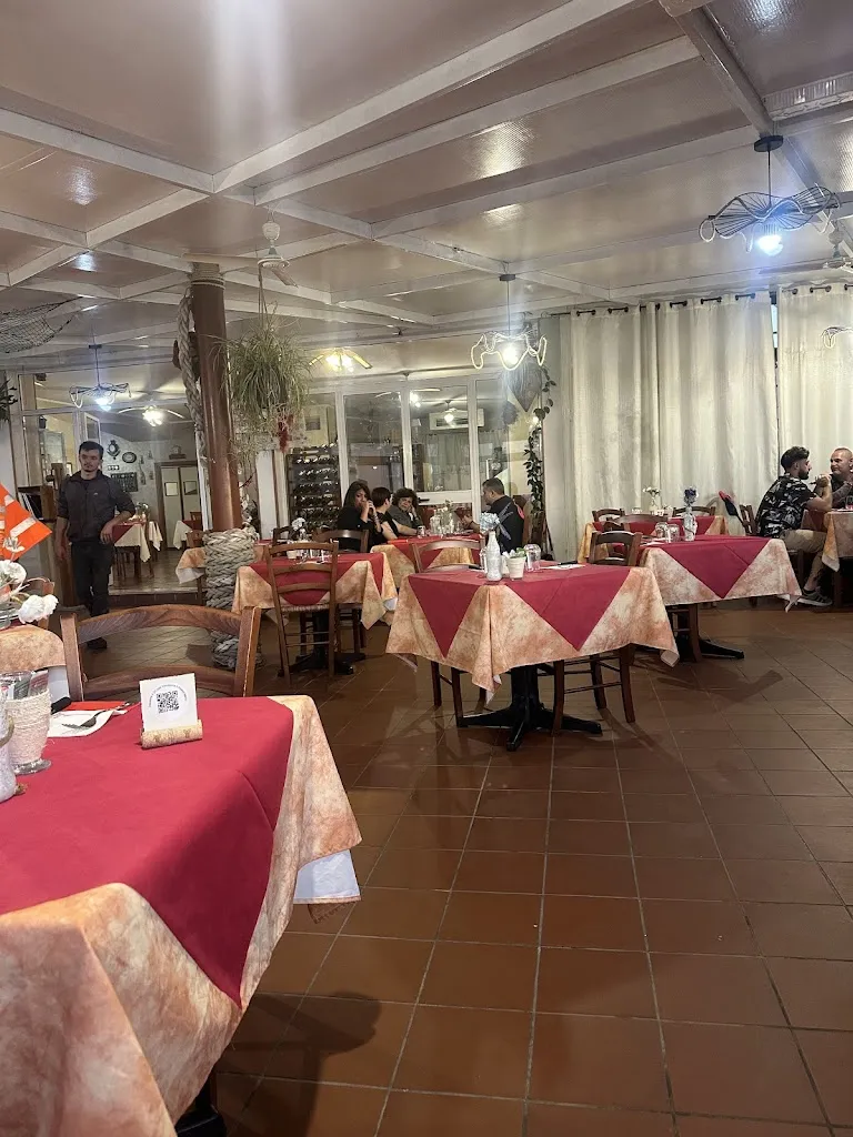 Hanieh SH_Il Corallo 2_Porto Torres_review