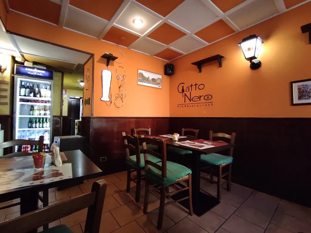 Gatto Nero Pub restaurant in Porto Torres
