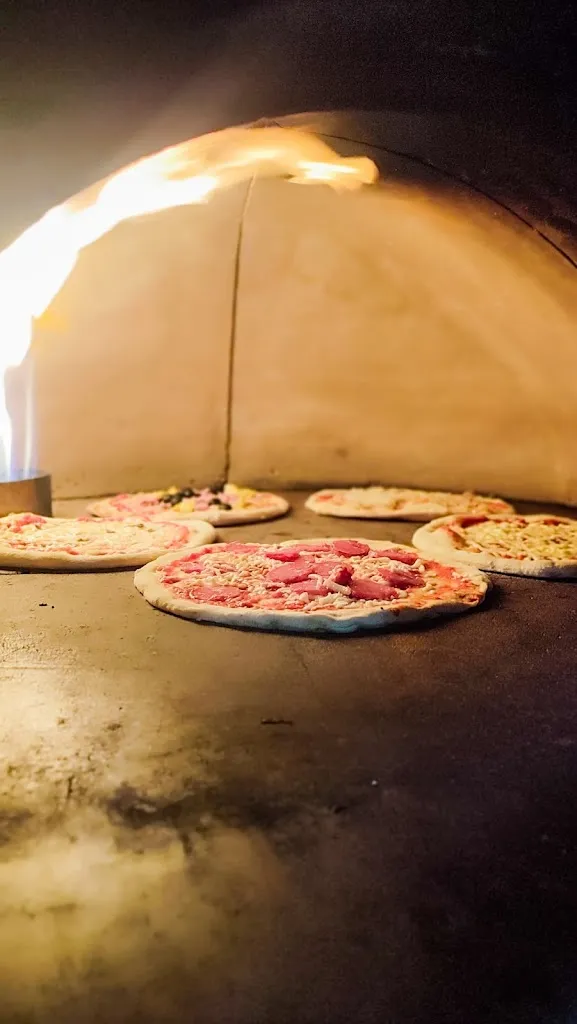 Porto Pizza restaurant in Porto Torres