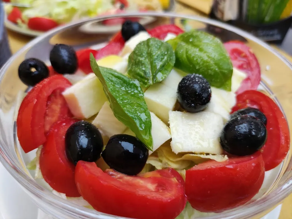 Darragh Sweetman_FUORI ORARIO BAR PIZZERIA_Porto Torres_review