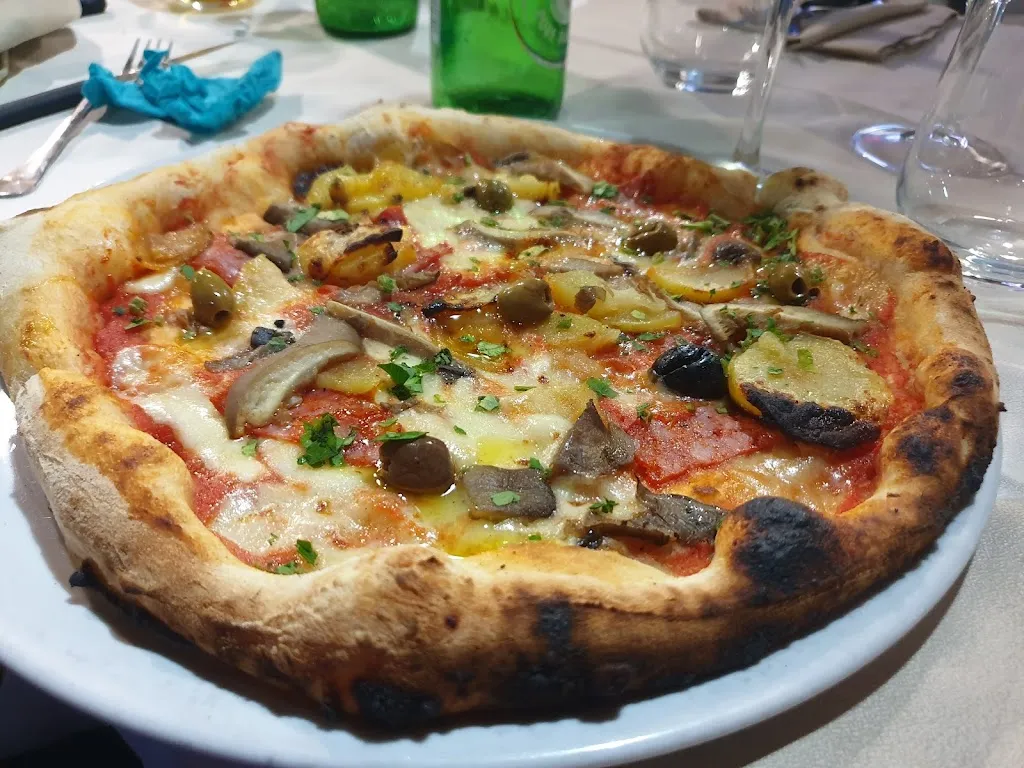 Pizzeria Sattas 2.0_Porto Torres_slider_image_3