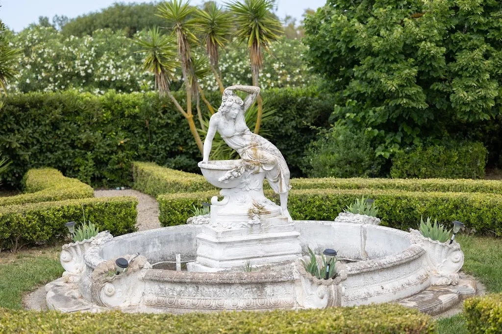 Francesco Lobrano_Villa Noce Sala Ricevimenti Di Salatino Massimiliano_Porto Torres_review