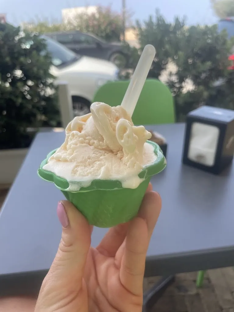 Petra Svobodova_La Cialda Gelateria_Porto Torres_recensione