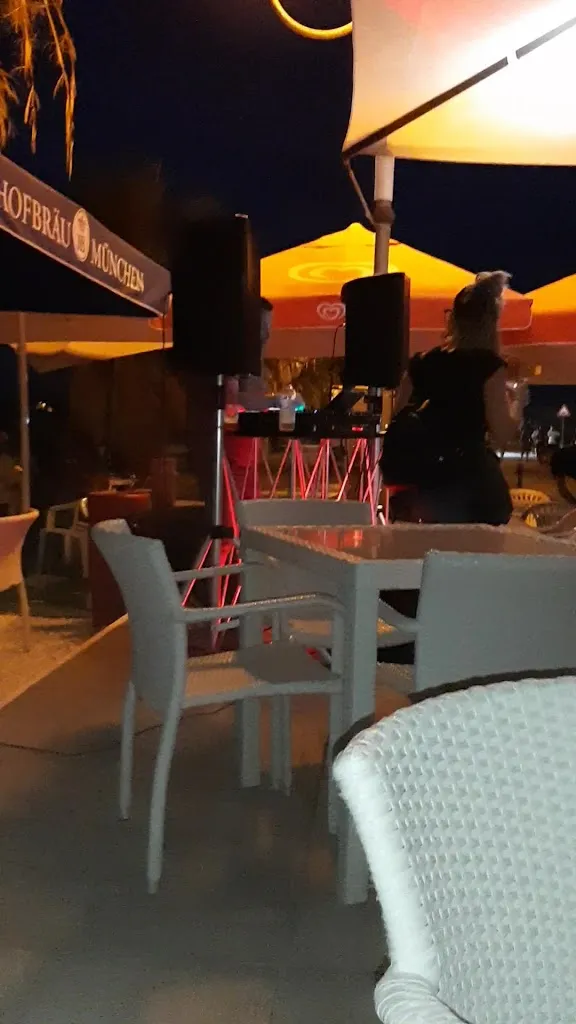 Bar ristorante Barracuda beach_San Vero Milis_slider_image_2