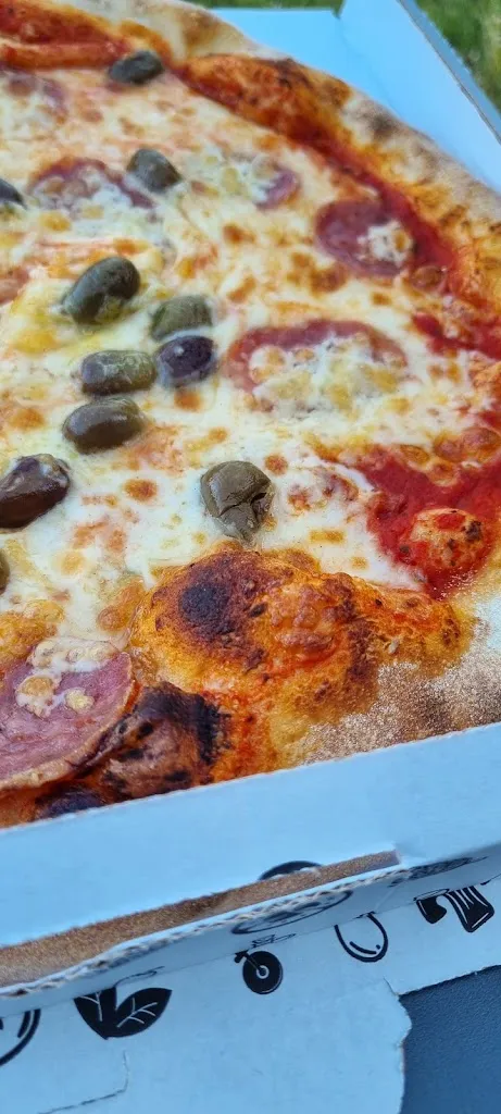 Verena L_La pantera rosa san sperate_San Sperate_review