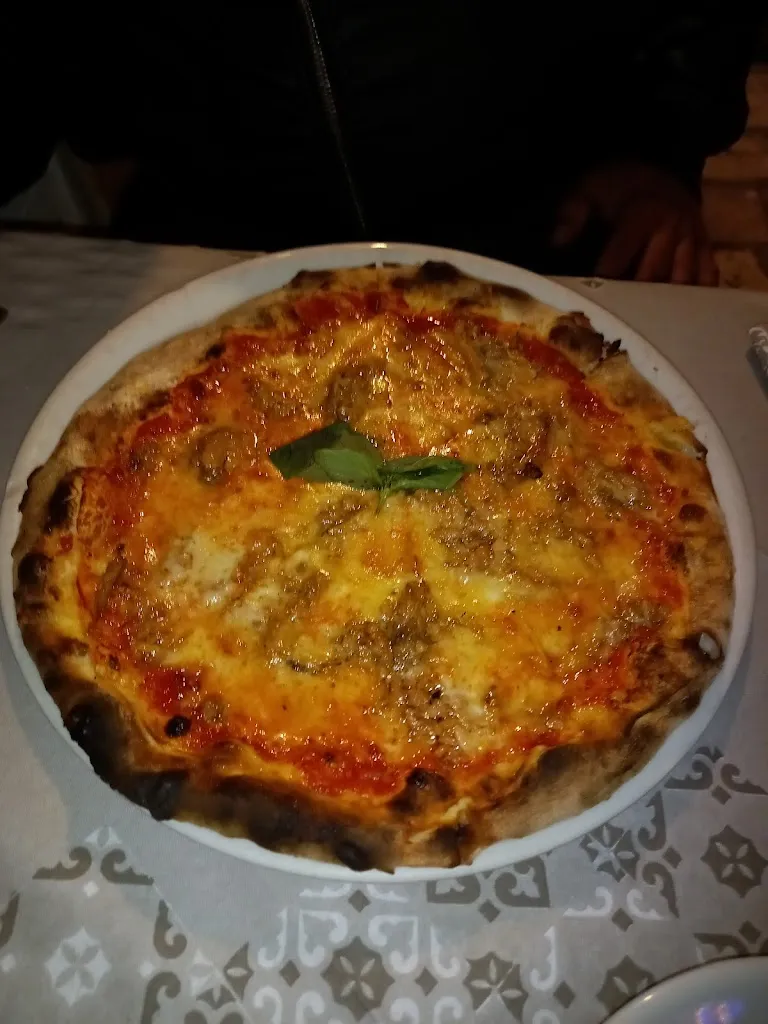 Glytter Attila_Antiche Mura_Ginosa_review