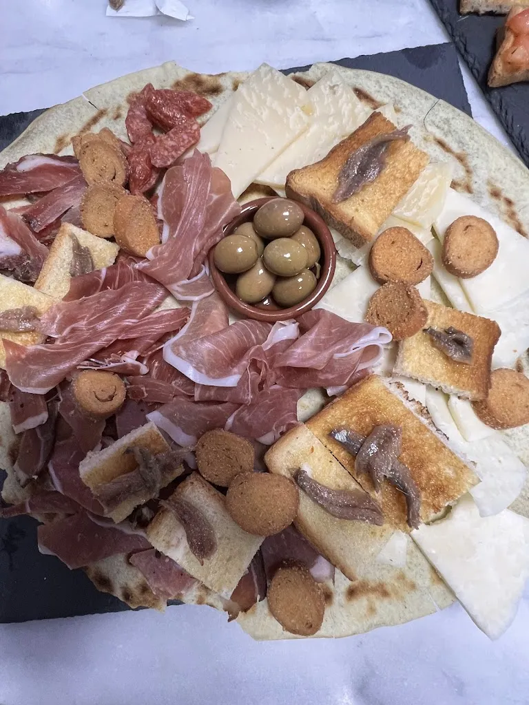 Menu_Bar La Maschera_San Sperate_image_2