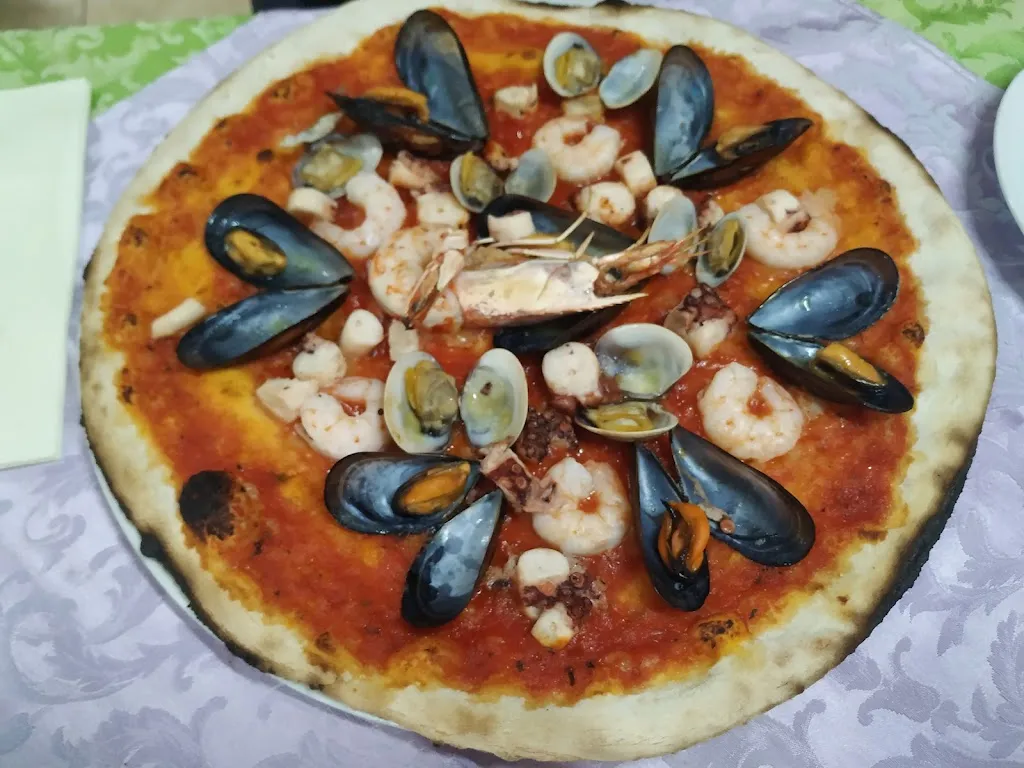 Trattoria Pizzeria Bar Fedalì_Santa Giusta_slider_image_3