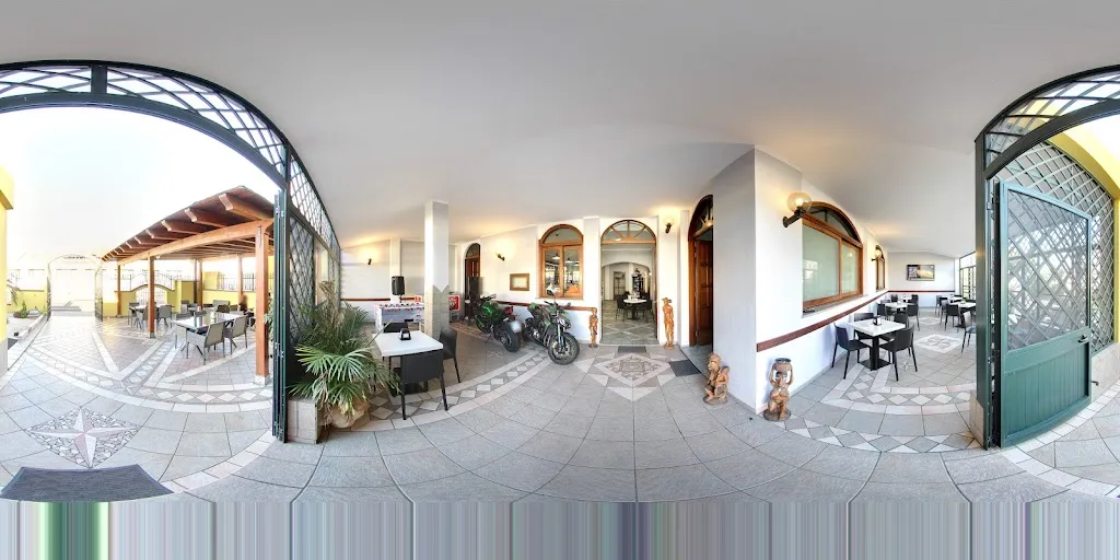 Ristorante Pizzeria Lorenzo_Santa Giusta_slider_image_2