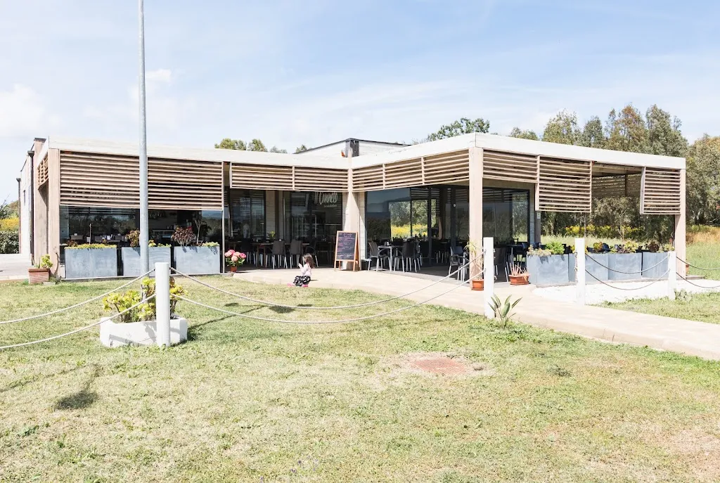 Ristorante Il Canneto_Santa Giusta_slider_image_3