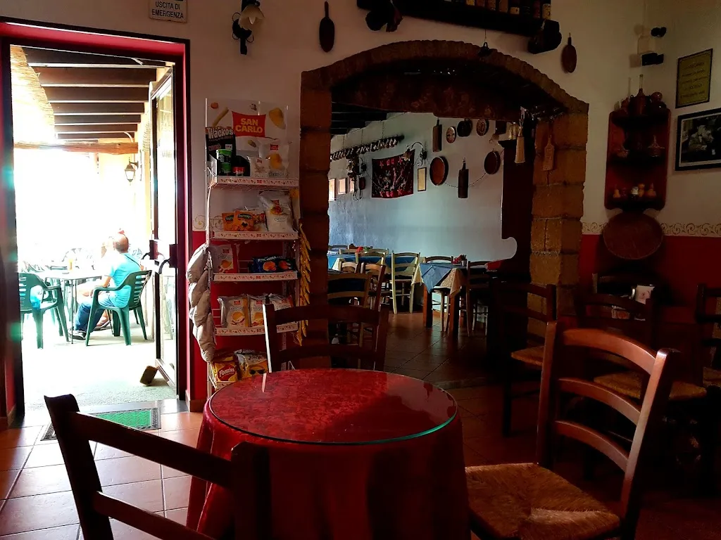 Bar Pizzeria Grillo di Poddi Federica ristorante a Santa Giusta