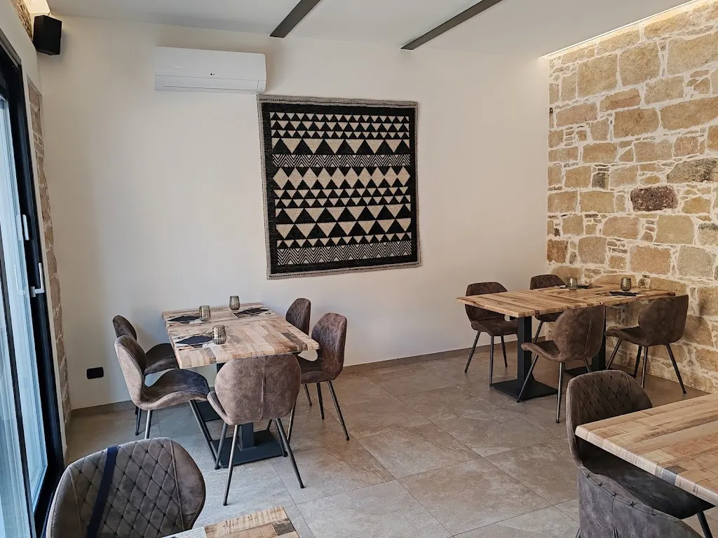 Ristorante Lavori in corso_Sant'Anna Arresi_slider_image_1