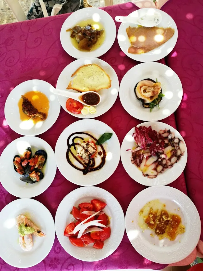 Diana Tamas_La Peschiera_Sant'Anna Arresi_review