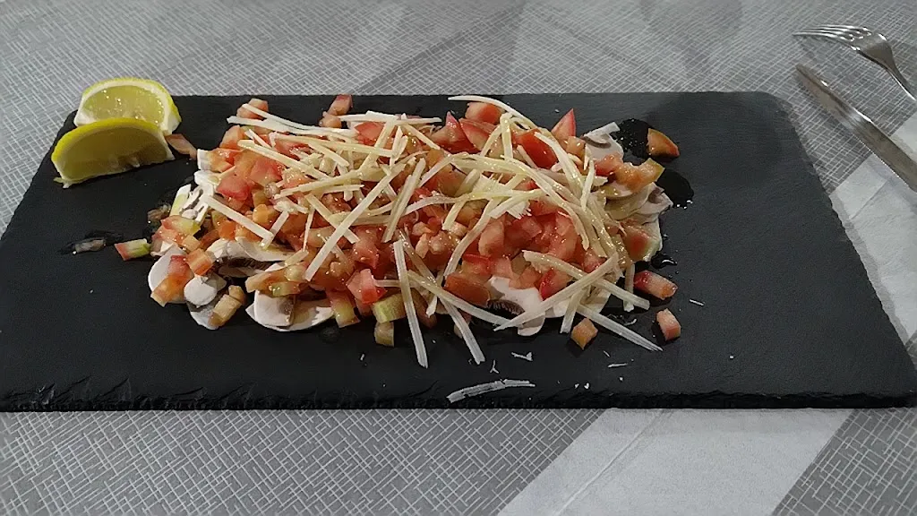 Stefan Kuhn_Pizzeria Ristorante L'Angolo_Sant'Anna Arresi_review