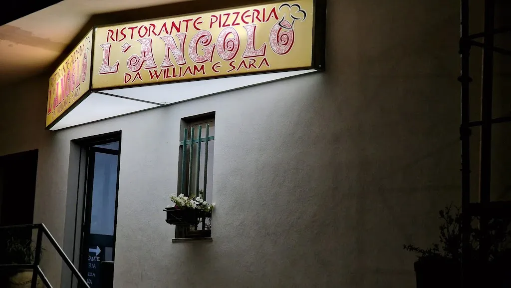 Pizzeria Ristorante L'Angolo_Sant'Anna Arresi_slider_image_1