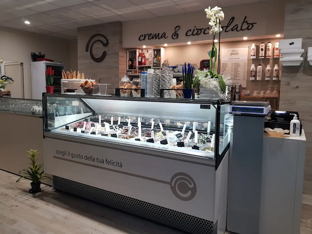 Dolce Passione Crema & Cioccolato restaurant in Santa Maria Coghinas