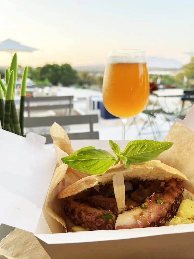 2b Bistrobar San Teodoro_San Teodoro_slider_image_3