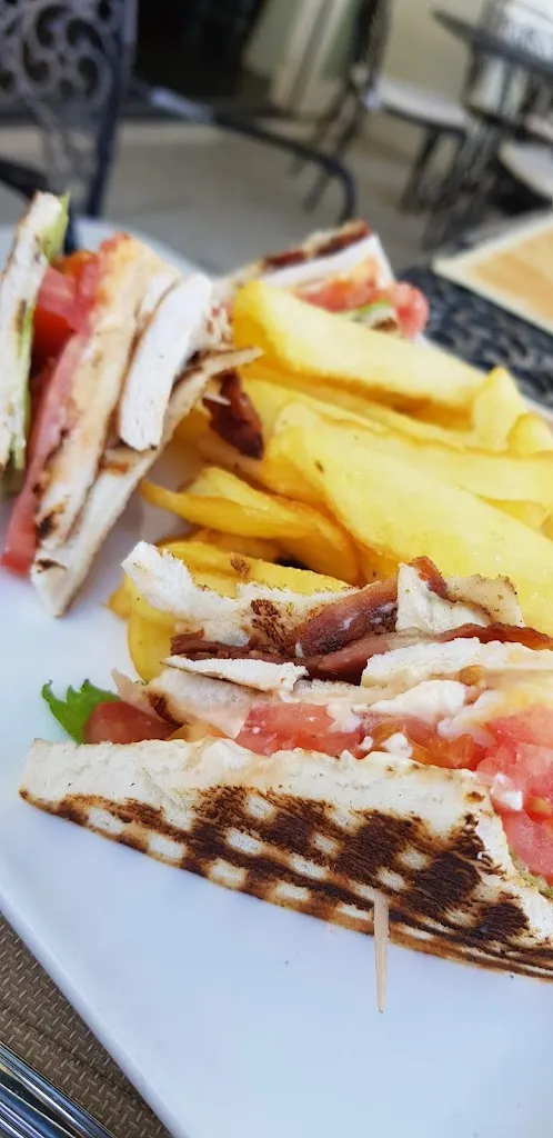 Menu_Bal Harbour Restaurant Entertainment_San Teodoro_image_8