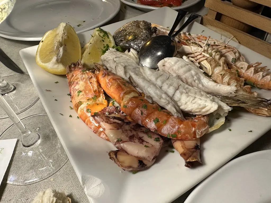 Osteria del Mar Griglieria_San Teodoro_slider_image_2