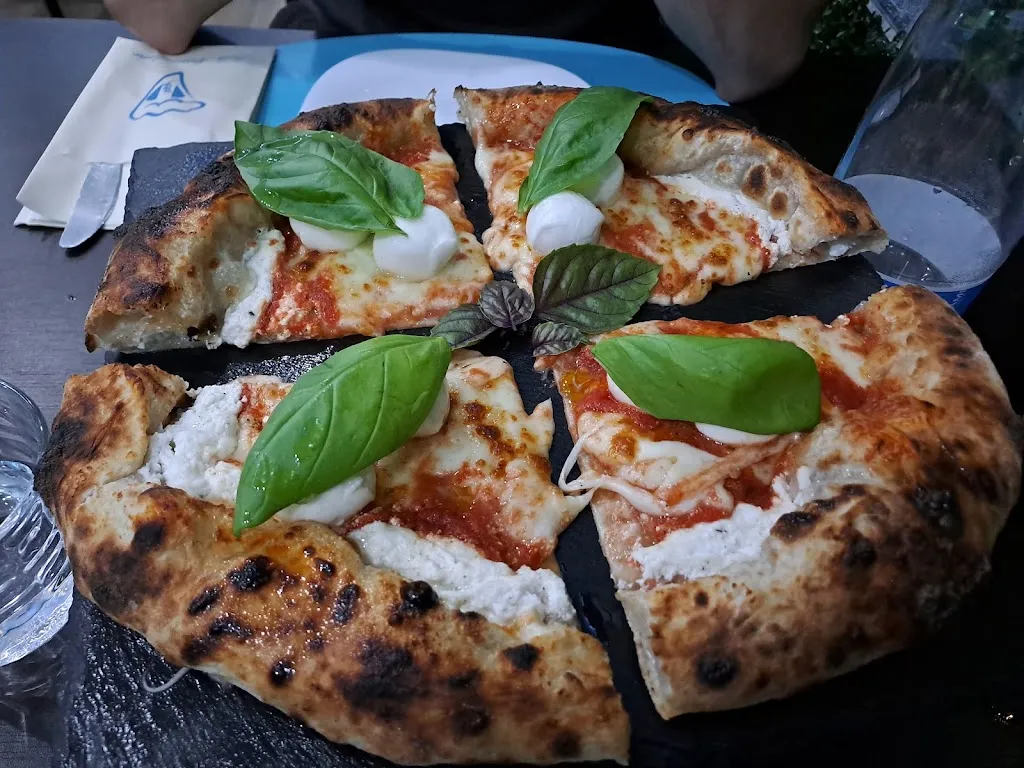 Sonia Notaristefano_Feola Massimiliano | Premiata Pizzeria Napoletana_Ginosa_review