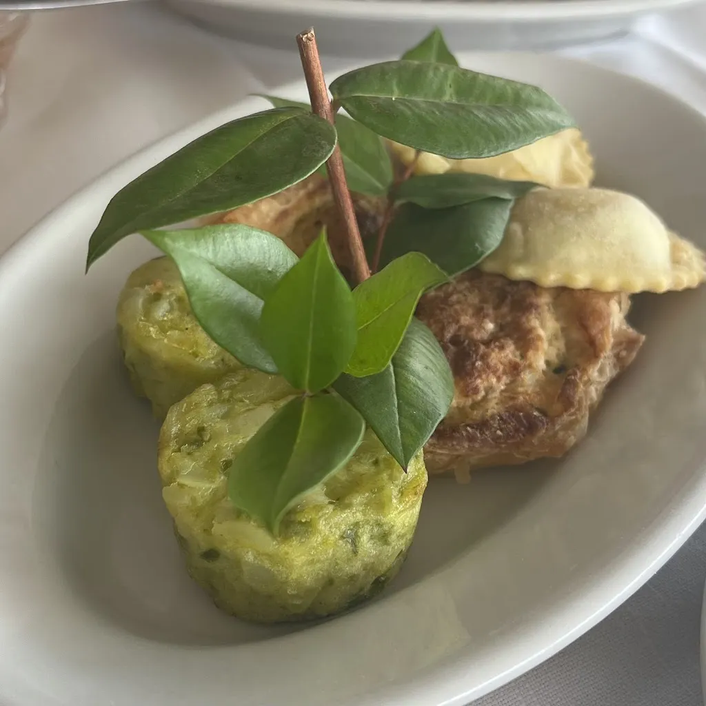 Nouchine Msh_La Suara Longa_San Teodoro_review