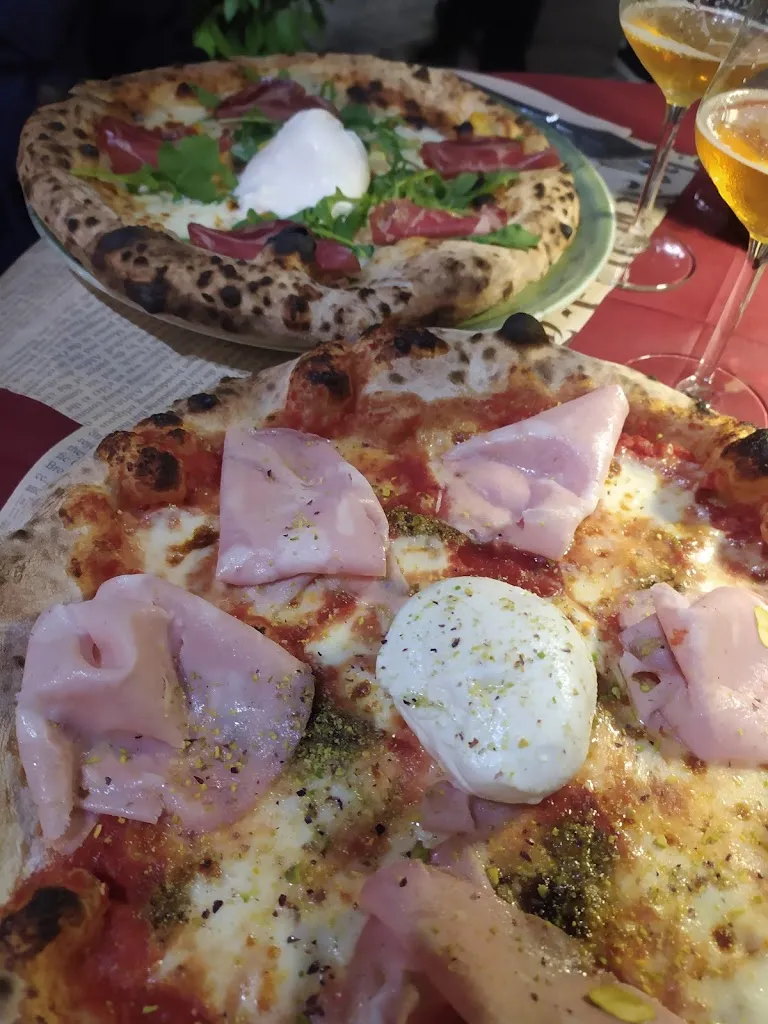 Menu_Fan-Q Pizzeria_Ginosa_image_4