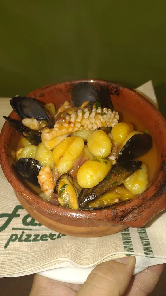 Menu_Fan-Q Pizzeria_Ginosa_image_8