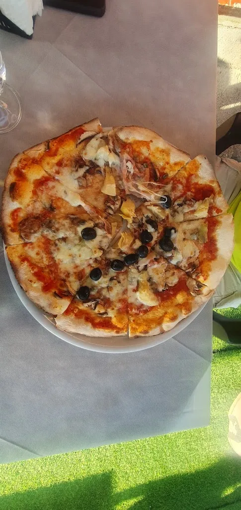 Los Amigos_Sardara_slider_image_2