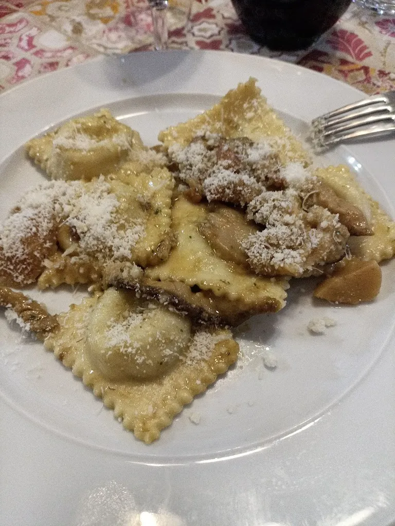 Giuliano Saiu_Ristorante Pizzeria Le Sorgenti - Fraz.S.Leonardo De Siete Fuentes_Santu Lussurgiu_review