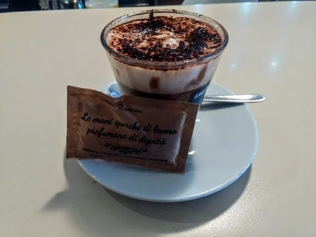 Etnochic restaurant in Sarroch