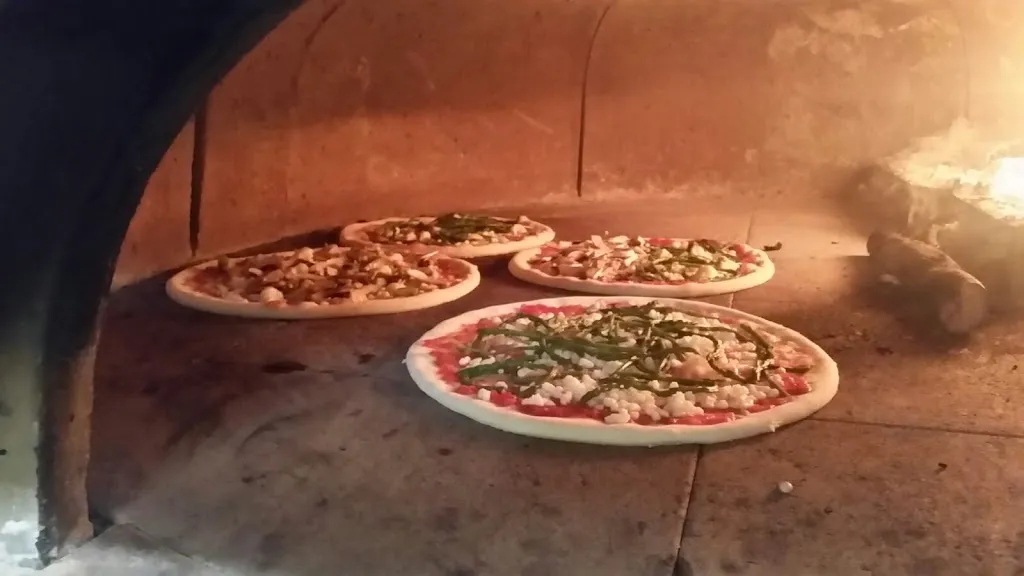 Le Palme Bar Pizzeria_Selegas_slider_image_2