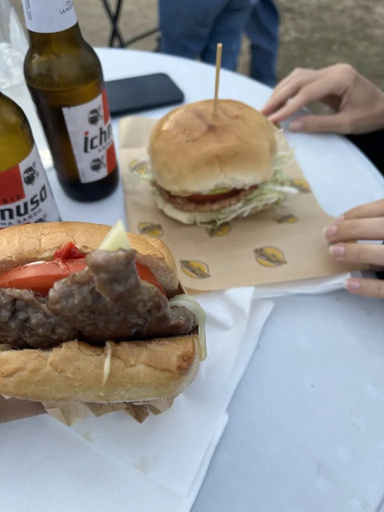 Emilis Liubinavičius_Sardigna Street Food_Serdiana_recensione