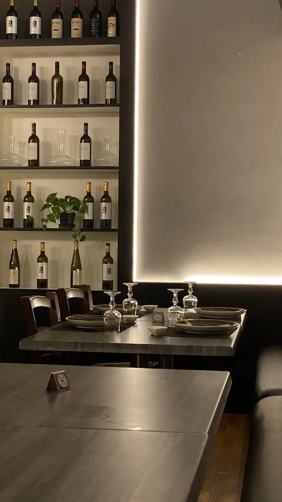 ELISA CARBONI_Yami Sushi_Serramanna_review