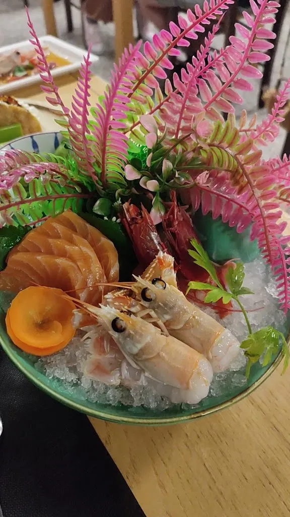 Yami Sushi_Serramanna_slider_image_2