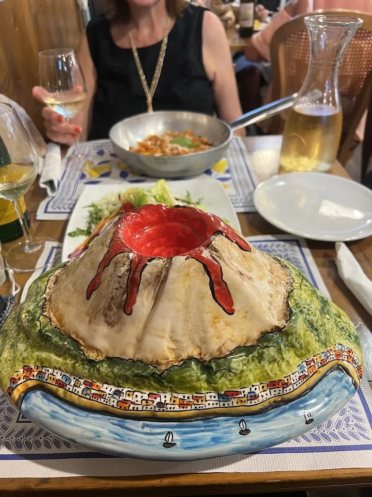 Francesca Rushworth_La Cantinaccia del Popolo_Serrenti_review