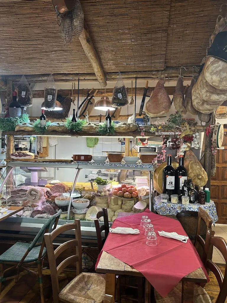 La Cantinaccia del Popolo_Serrenti_slider_image_1