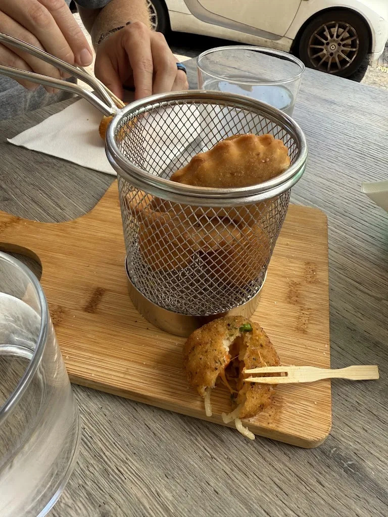 Holly Bentley_SpizzichiAMO_Serrenti_recensione