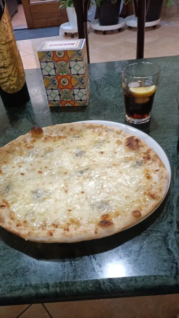 Carlo Carlini_Bar Cirina Pizzeria Tavola Calda_Senorbì_review