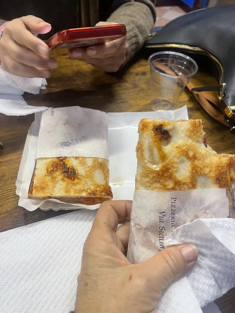 Pizzeria Scacco Matto Je & Cla_Senorbì_slider_image_2